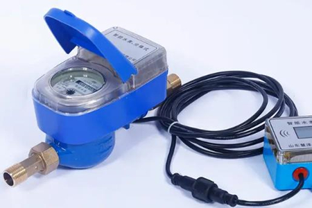 光電直讀遠(yuǎn)傳閥控水表廠家怎么選？